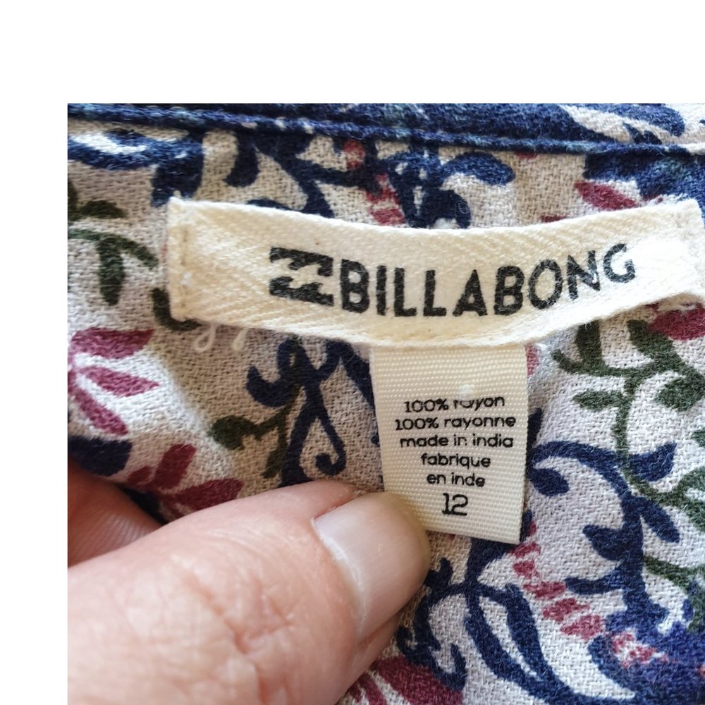 Billabong | Size 12 | 100% Rayon 3/4 Sleeve Wrap Look V-Neck Floral Short Dress - Picture 9 of 9